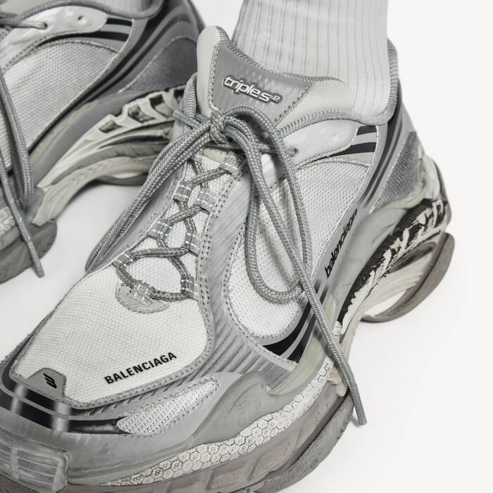 Women's Triple S.2 Gradient Sneaker in Grey - Women | Balenciaga Canada EN - Image 3
