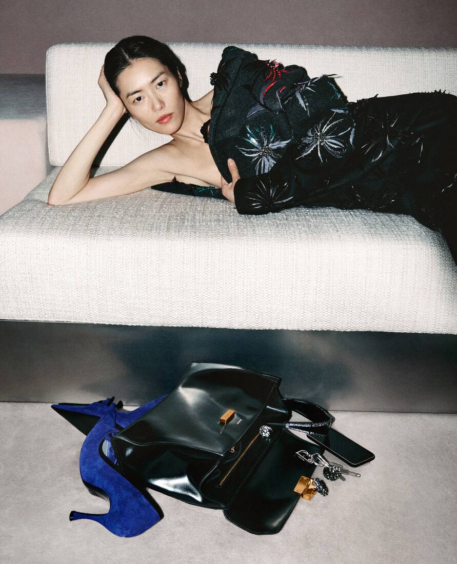 Balenciaga Official Online Boutique CH - Image 3