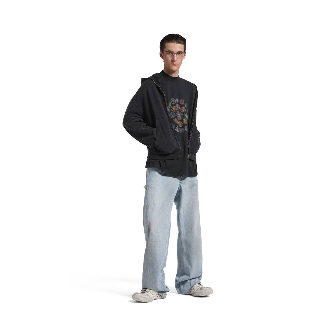 Men's Spiral Crest T-shirt Medium Fit in Faded Black