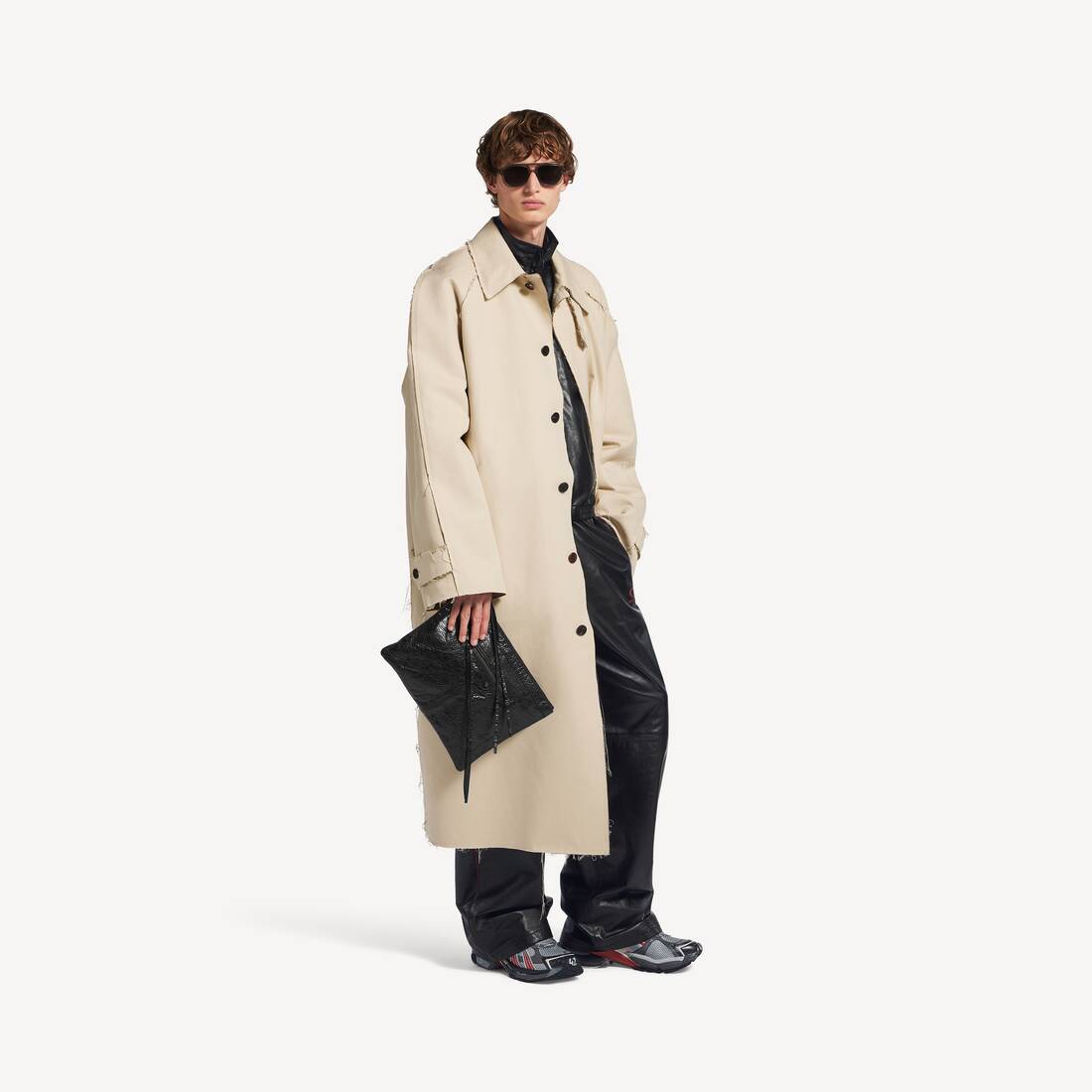 Men's Le City Pouch in Black | Balenciaga United States EN - Image 6