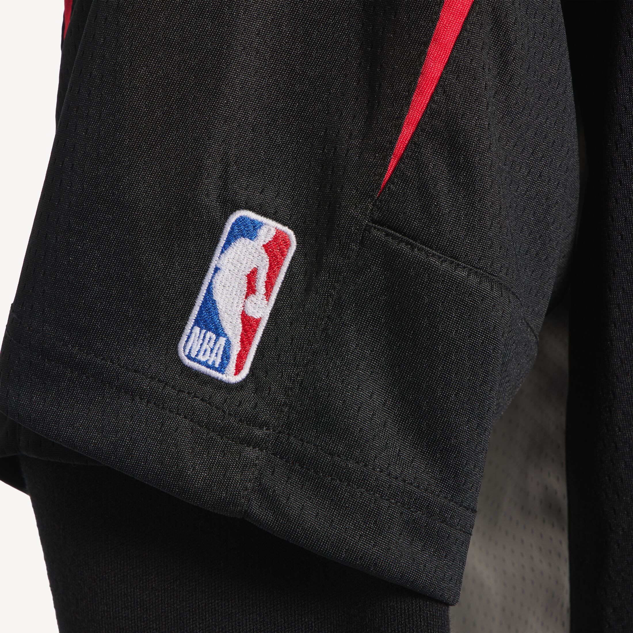 발렌시아가 남성 발렌시아가 | NBA 컬래버레이션 오버사이즈 티셔츠 (블랙/멀티컬러) 863852TTVW11060