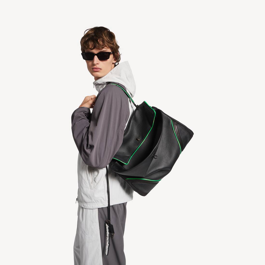 Men's Rodeo Biker Handbag Large in Black | Balenciaga Republic Of Korea EN - Image 8