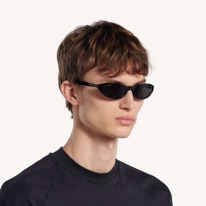 Neo Round Sunglasses in Black | Balenciaga France EN - Image 3