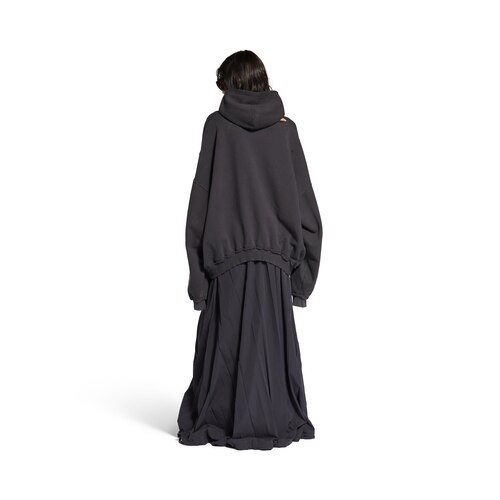 blackletter script pulled zip-up hoodie large fit