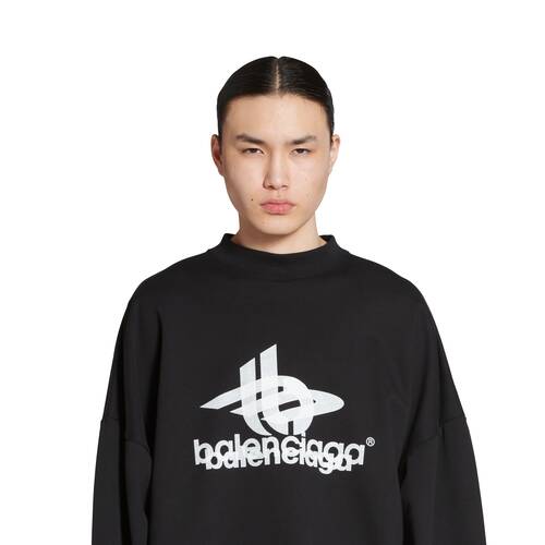 Layered Sports Round Sweatshirt Oversized in Black/white | Balenciaga US