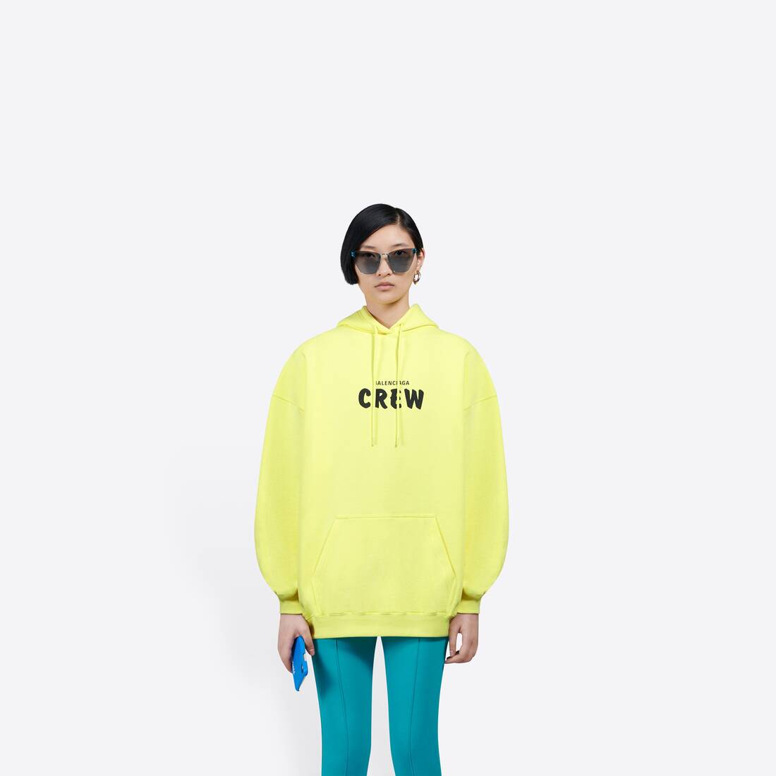 Sudadera con capucha de ajuste mediano crew