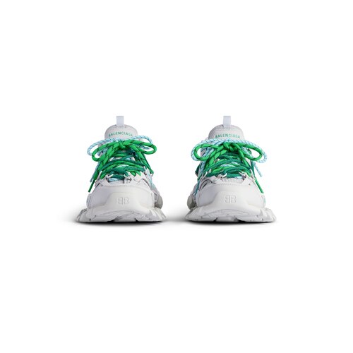 track trail laces sneaker