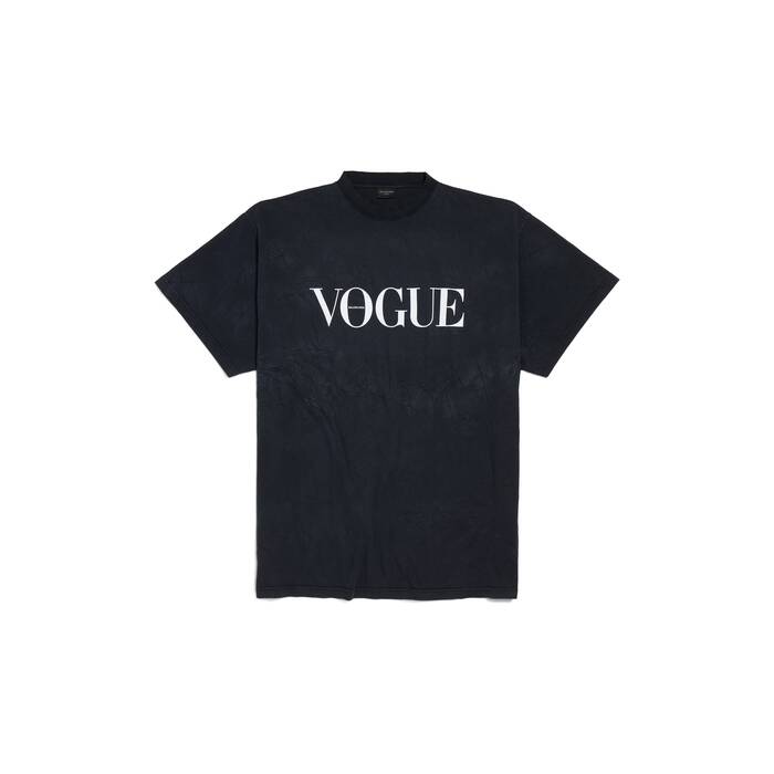 t-shirt balenciaga | vogue oversize