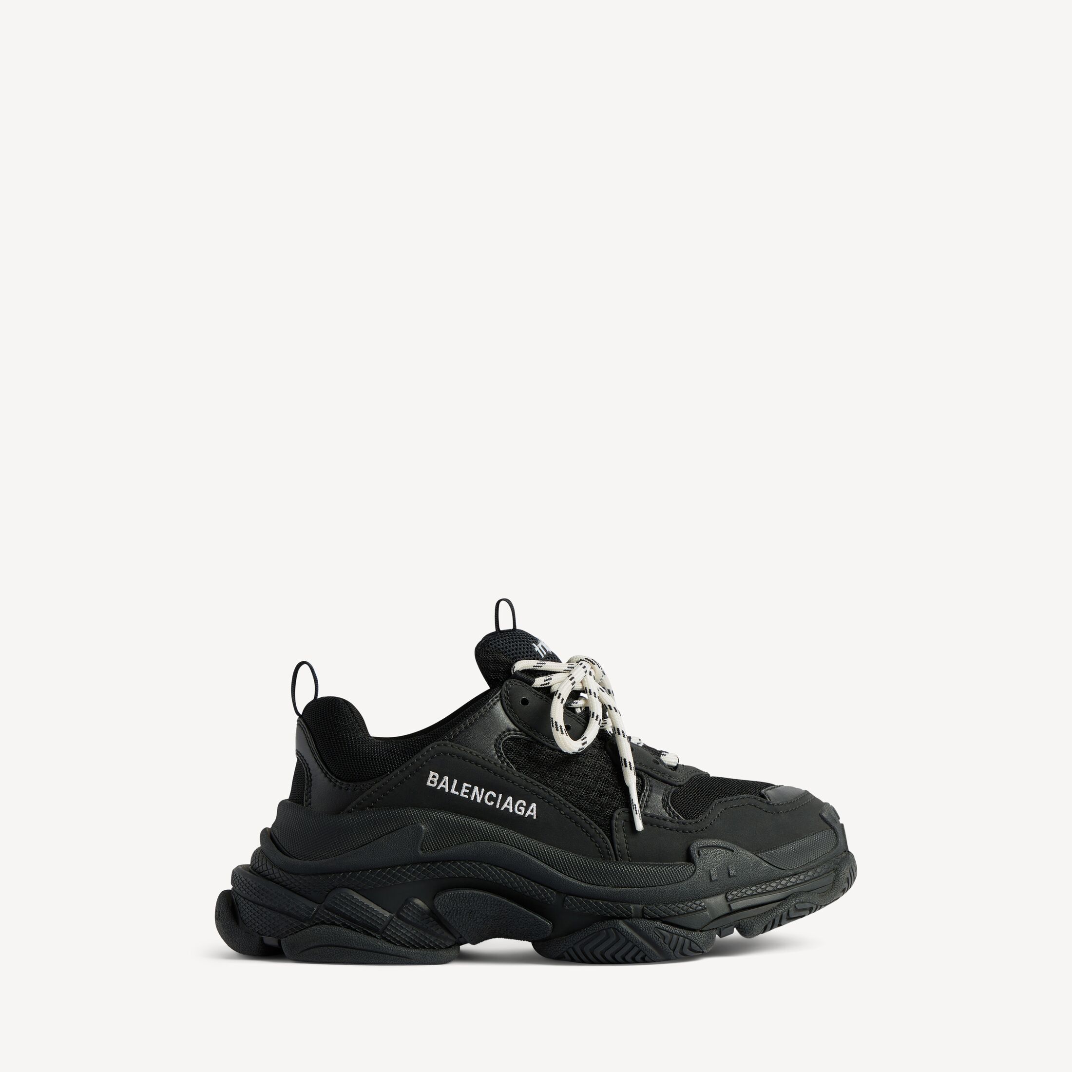 triple s retro sneaker balenciaga