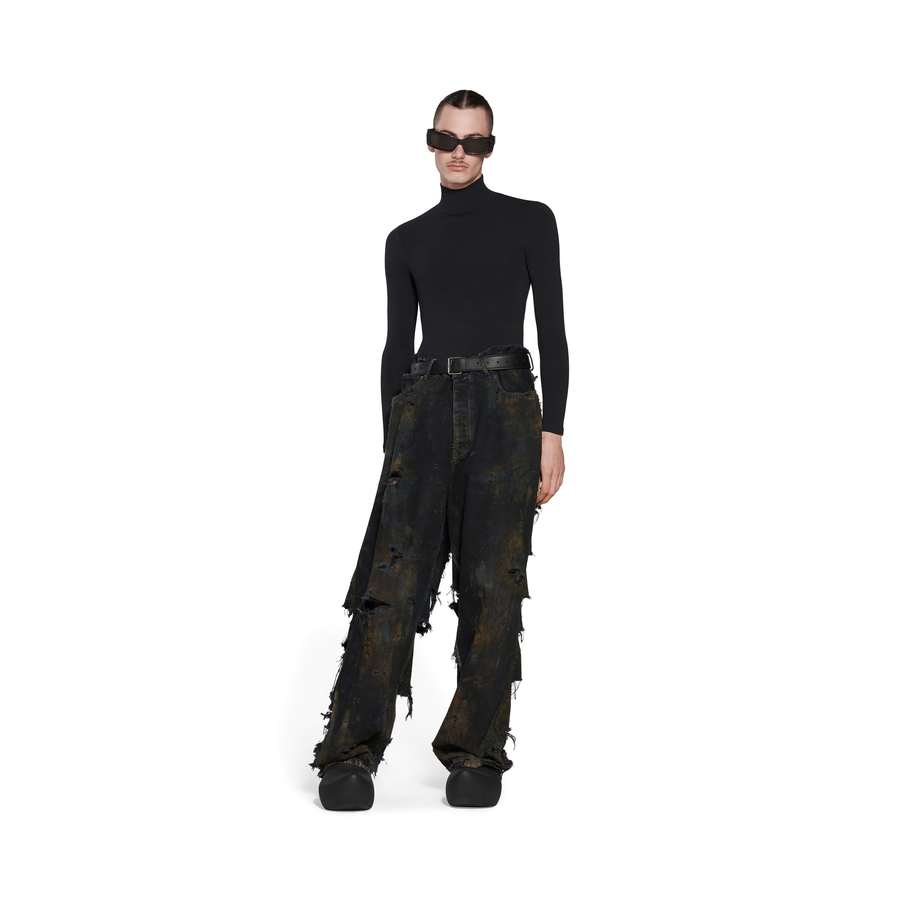 Super Destroyed Baggy Pants in Black | Balenciaga CA