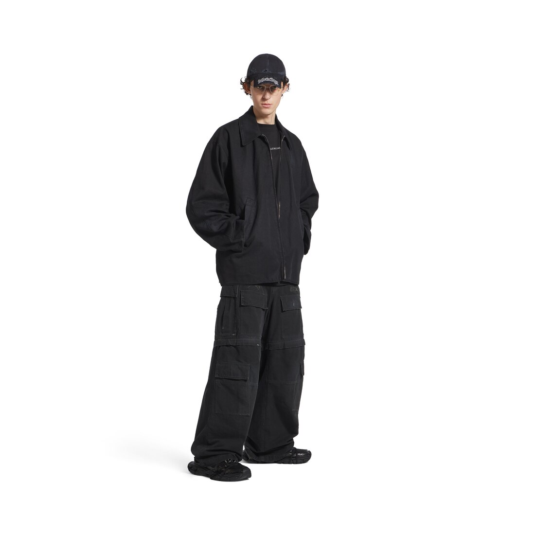 Men's Large Cargo Pants in Black