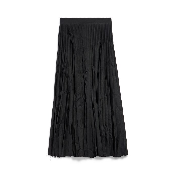 creased pleated skirt