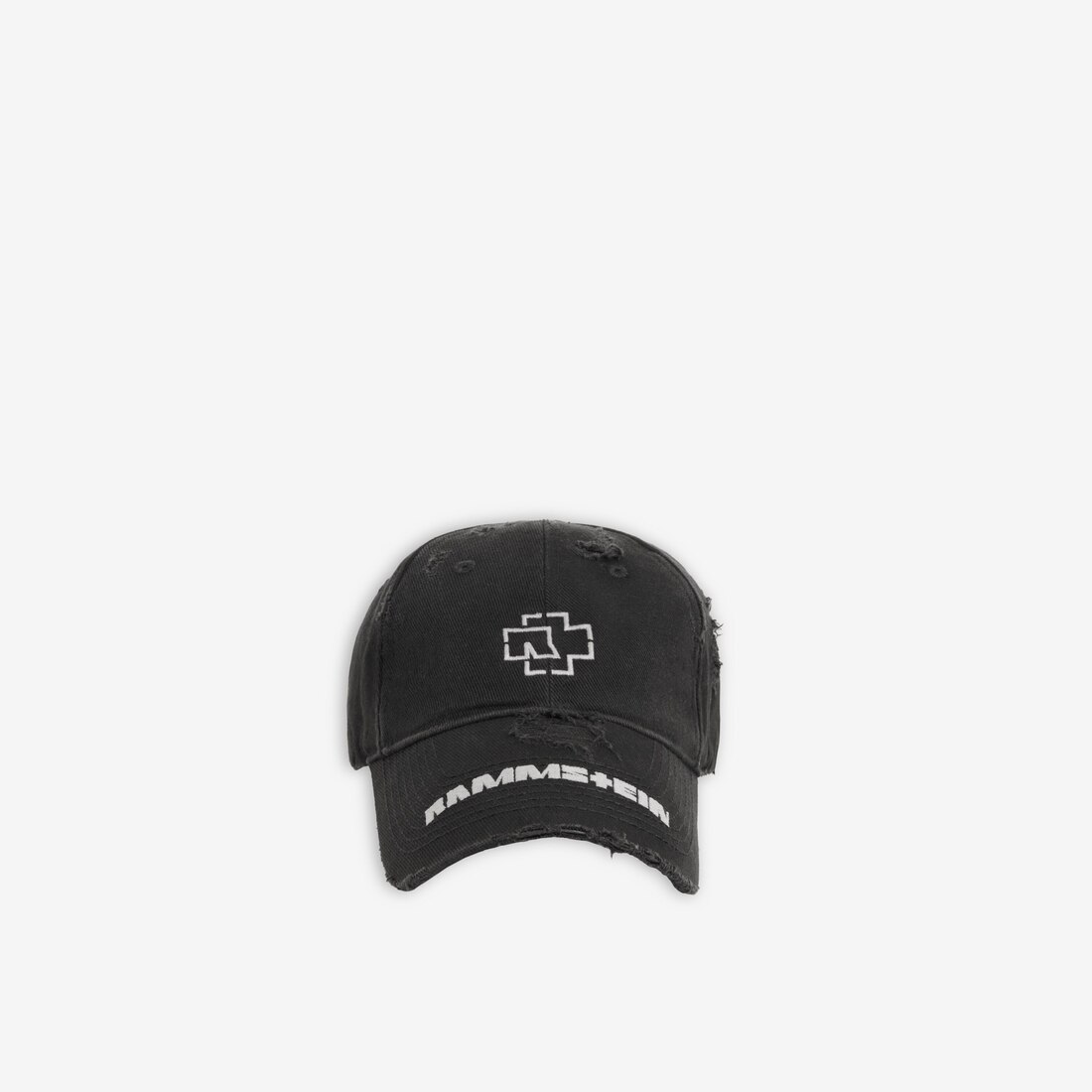 Rammstein muestra su colaboración con Balenciaga 10 Display zoomed version of gorra rammstein 1