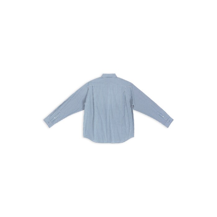 large fit shirt