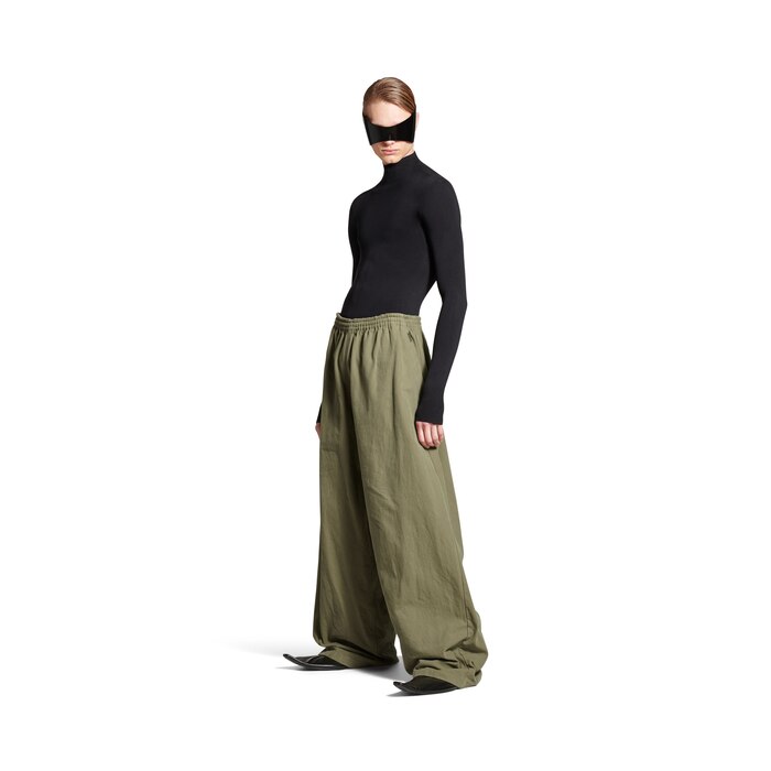 baggy pants