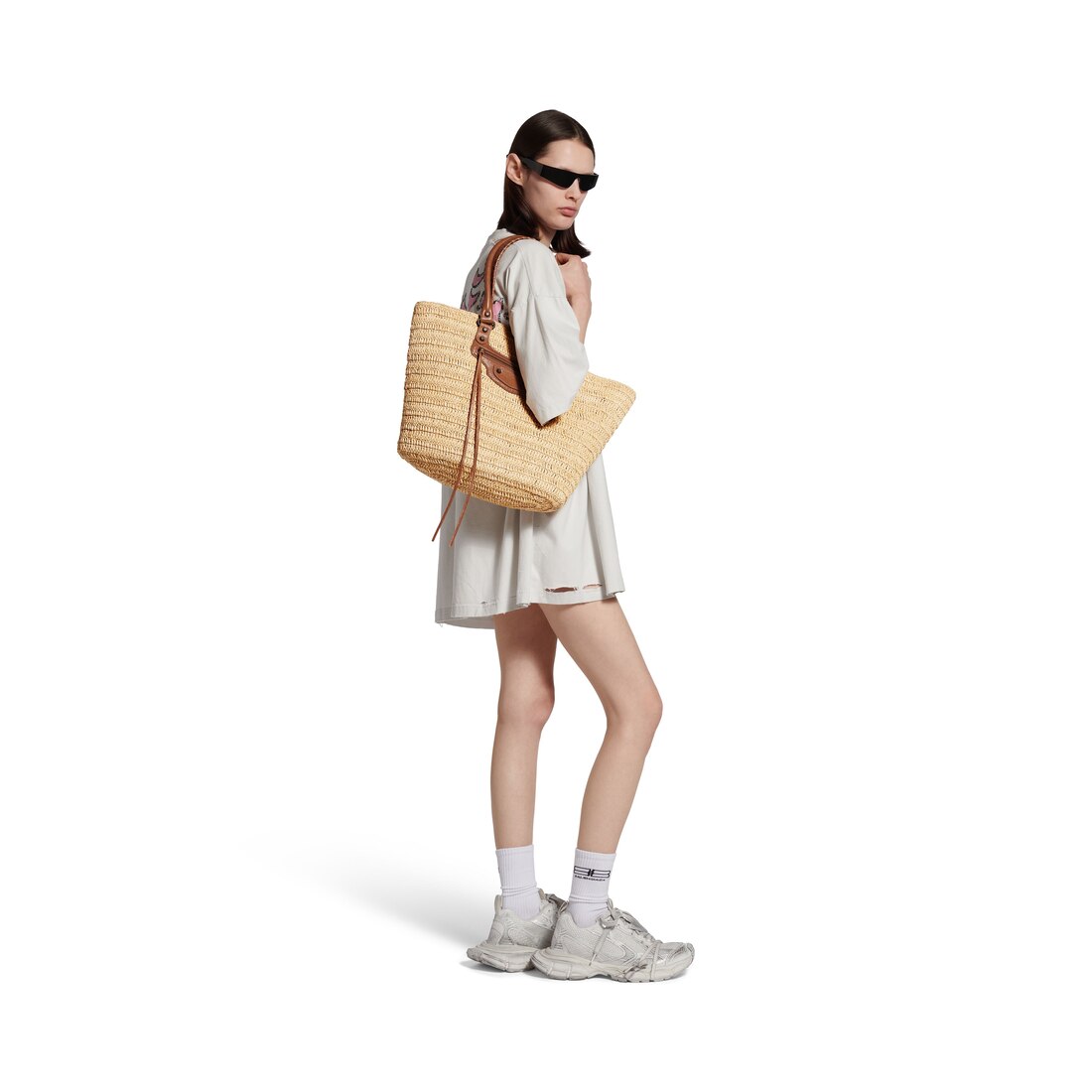 BALENCIAGA medium Le City Basket tote bag 【関税・送料込】 Women's Le City Basket Medium in Natural/camel | Balenciaga US