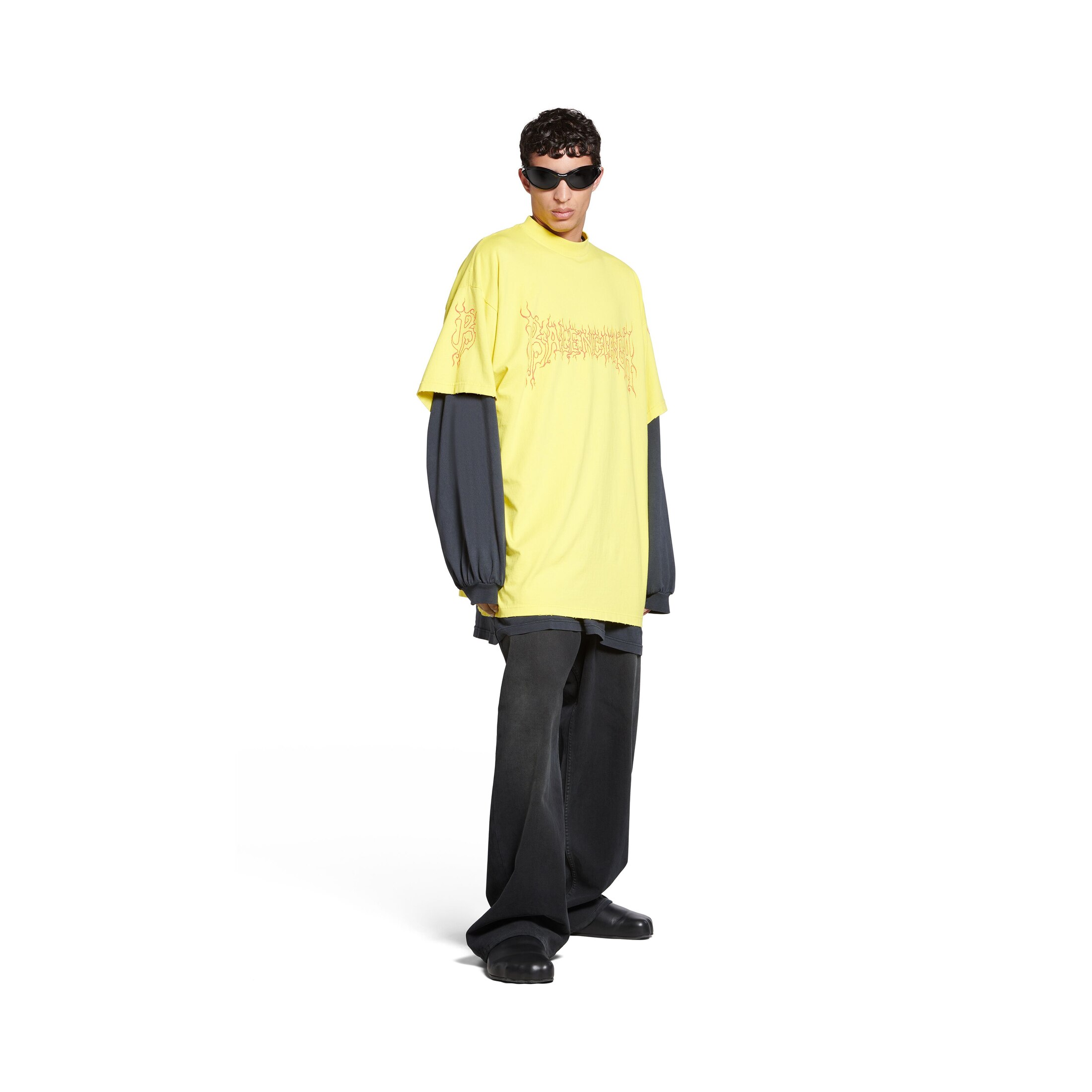 Darkwave T-shirt Oversized in Yellow/red | Balenciaga US