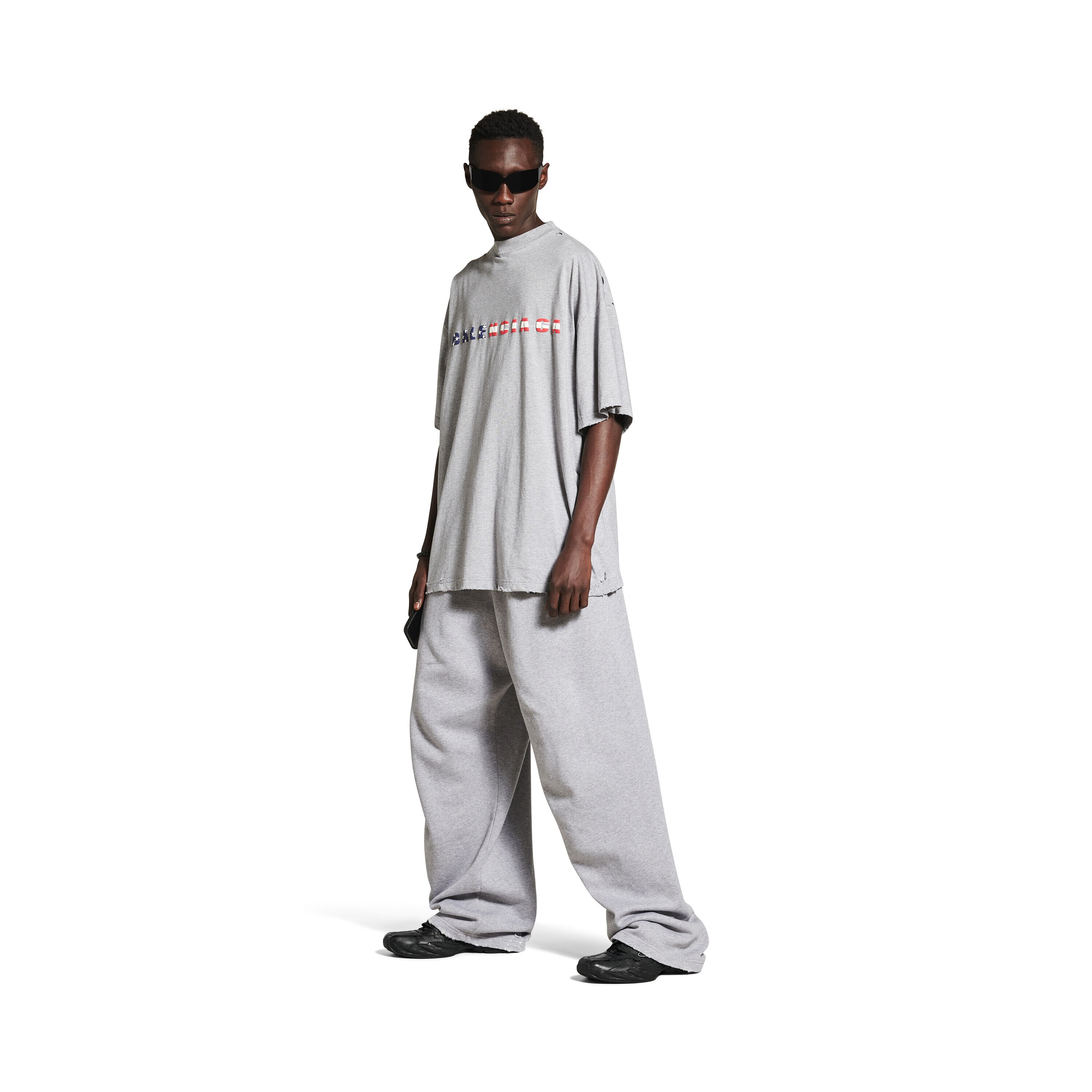 【送料&関税込】Balenciaga Light Grey Cotton Oversize T-shir eCom-831305TSVL81300_G.jpg?v=1