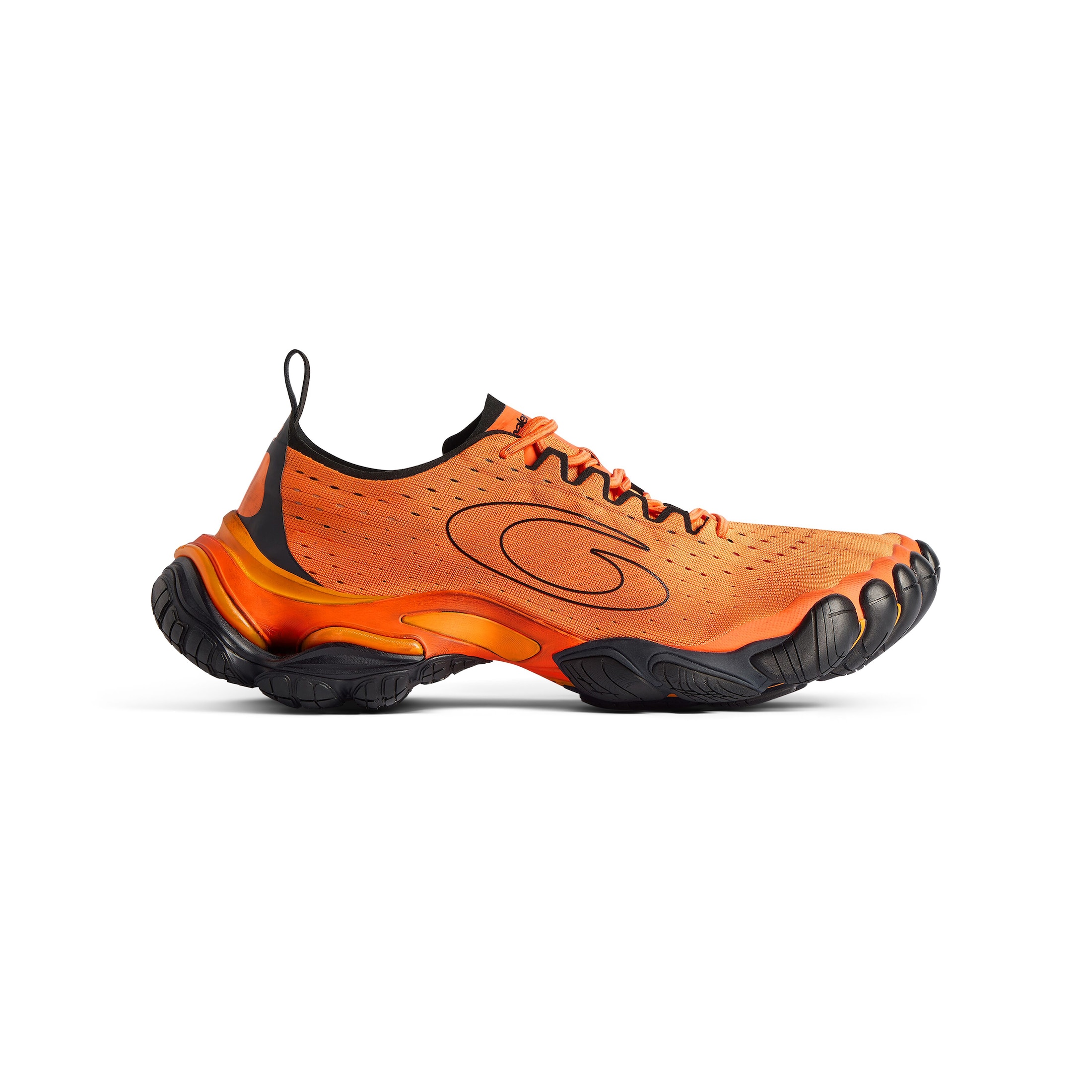 anatomic runner sneaker