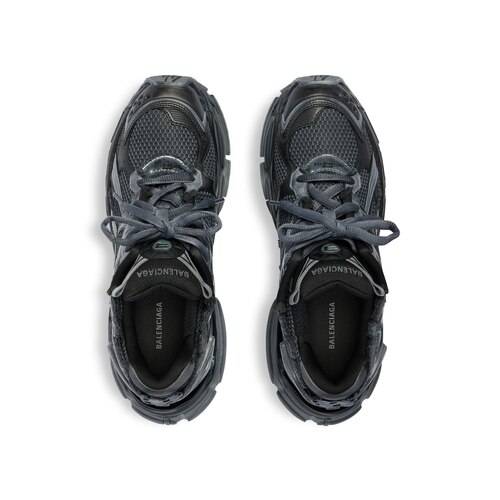 Men's Runner Sneaker in Dark Grey | Balenciaga US