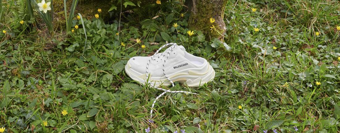 GIÀY BALENCIAGA Mens Triple S Clear Sole fauxleather and mesh trainers