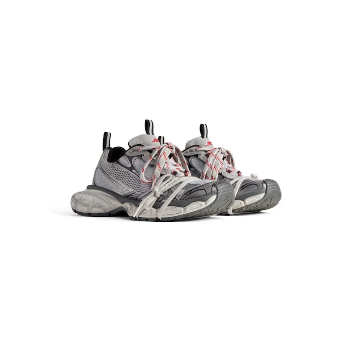 3xl sneaker