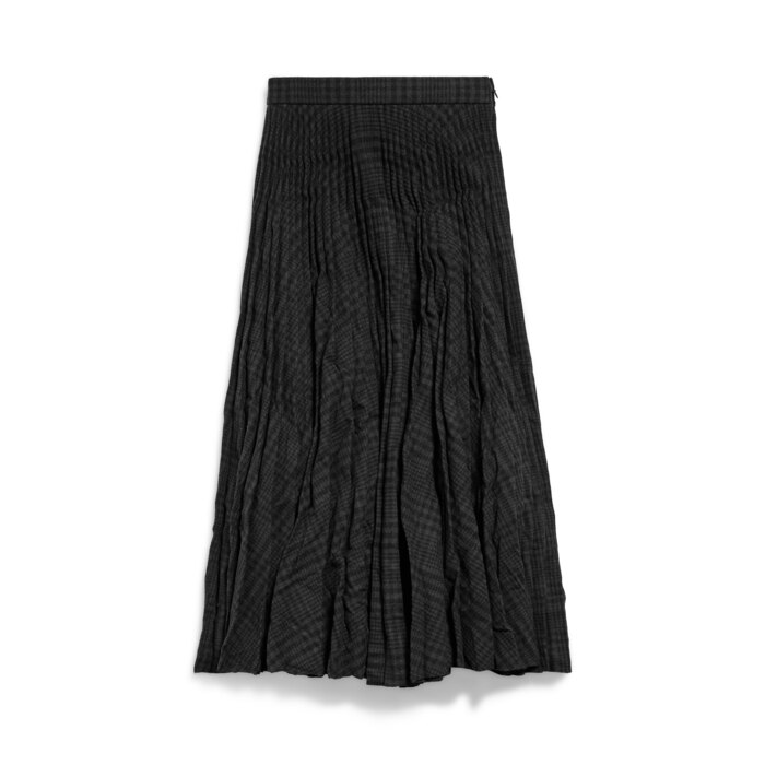 creased pleated skirt