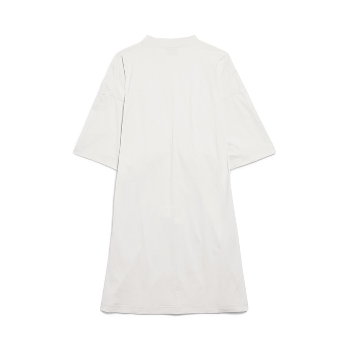 kleid mit halbbetonter passform