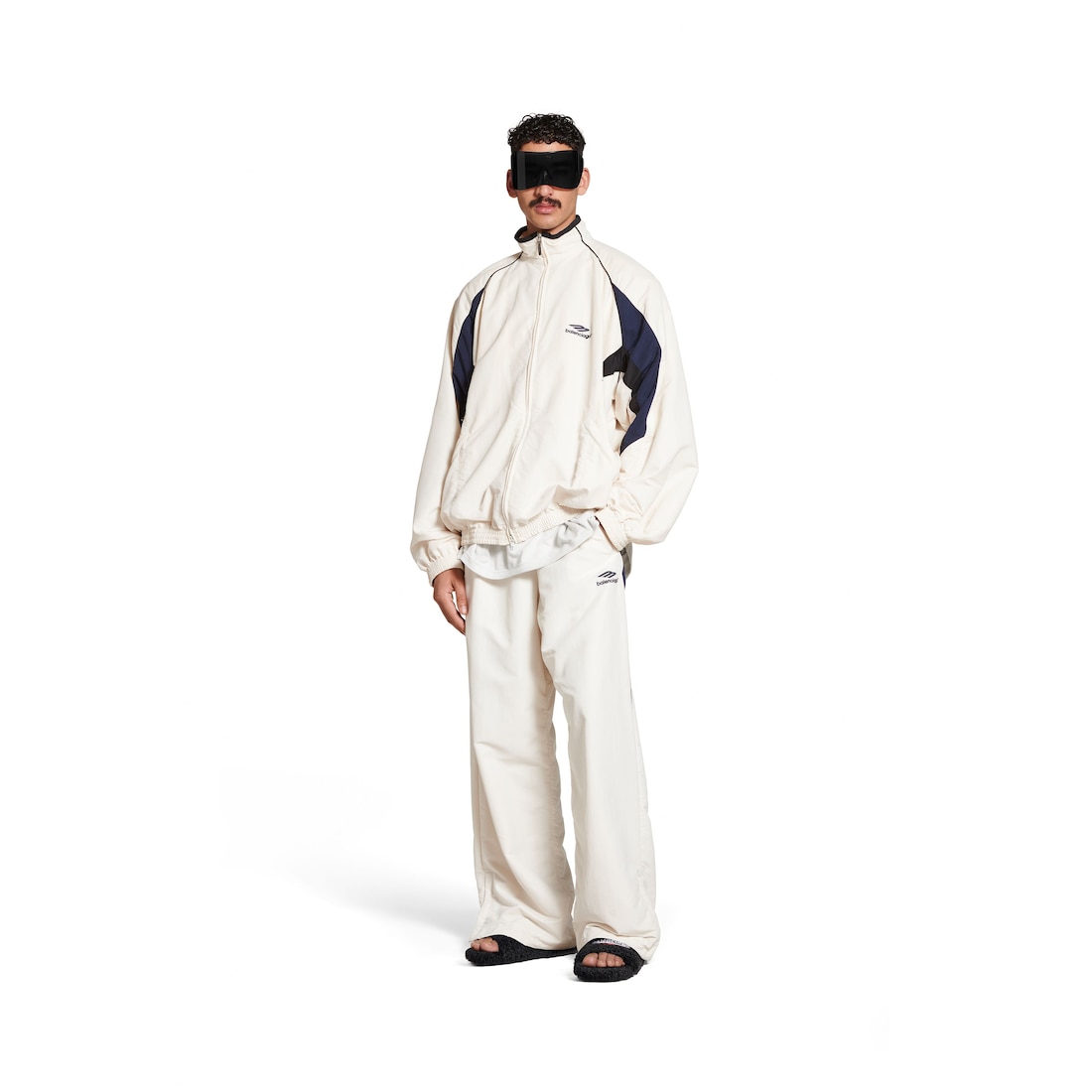 3b Sports Icon Medium Fit Tracksuit Pants in White