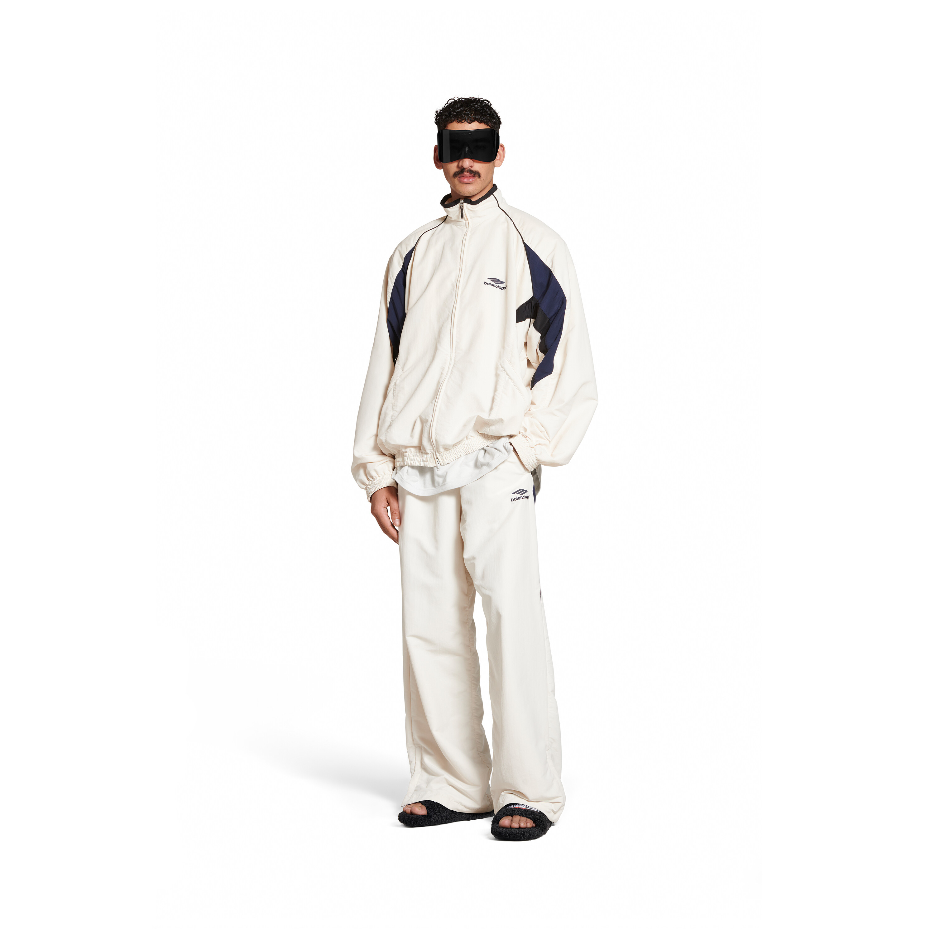 3b Sports Icon ミディアム フィット Tracksuit パンツ で ホワイト 