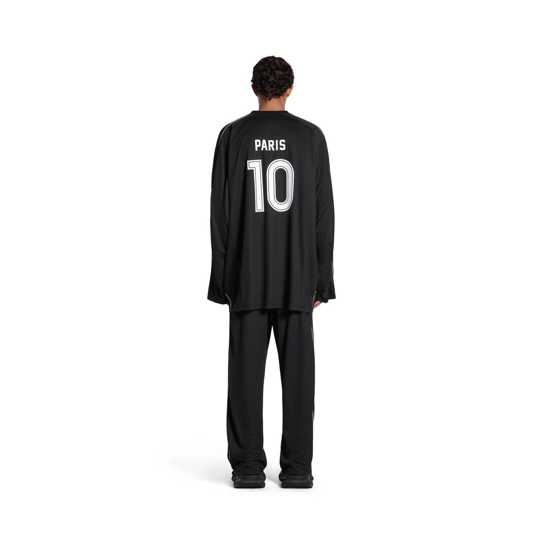 Paris Soccer ロングスリーブ Tシャツ オーバーサイズ で ブラック＆ホワイト