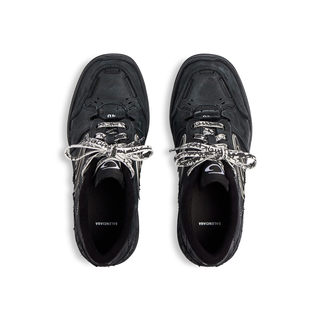 Women's Hamptons Worn-out Sneaker in Black | Balenciaga US