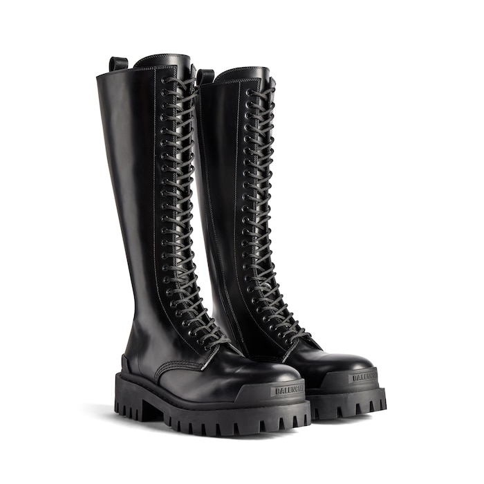 bota strike