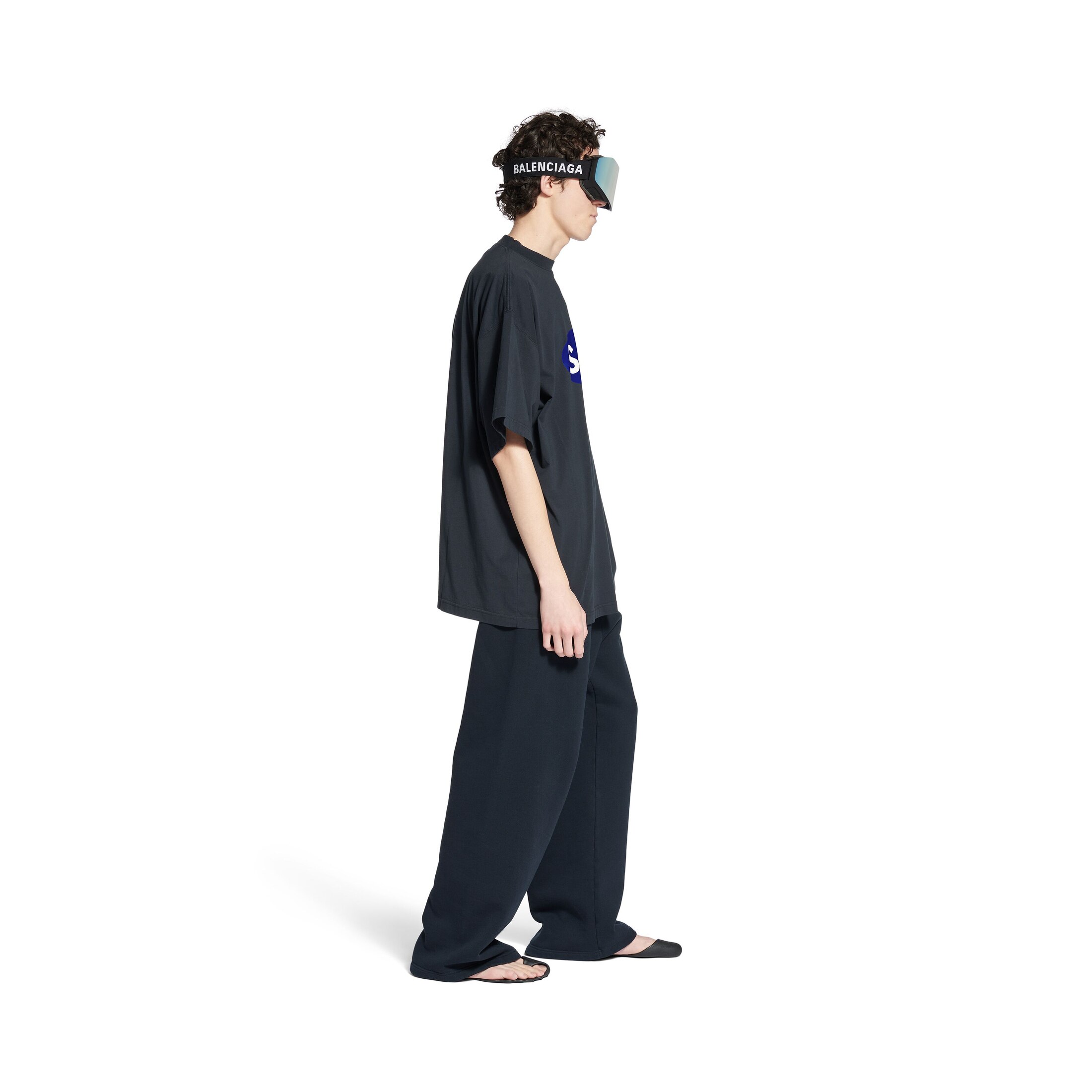 balenciaga i scholl oversized t-shirt