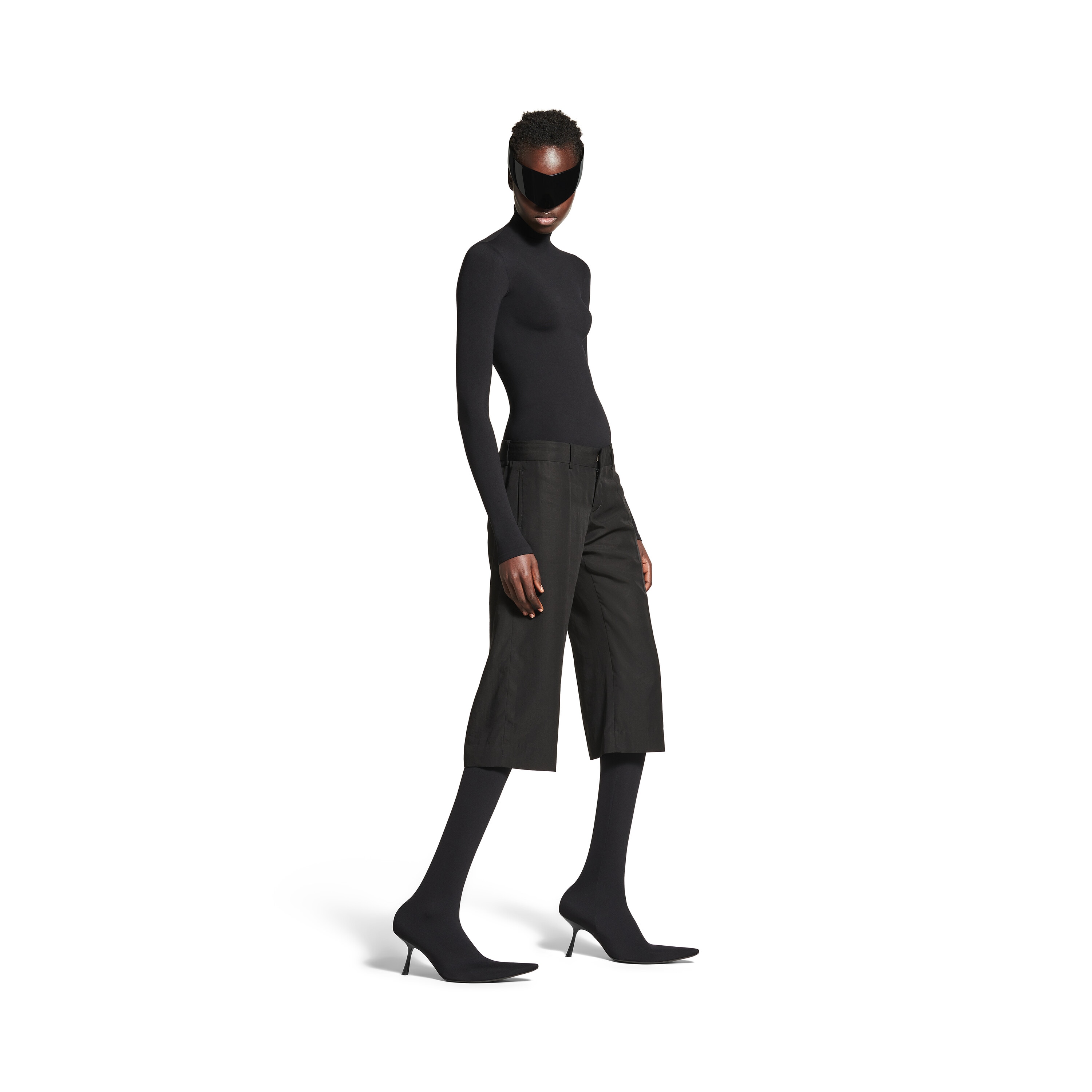 【 BALENCIAGA 】 ローウエスト Capri パンツ Capri Pants Balenciaga Capri Pant in Black | FWRD