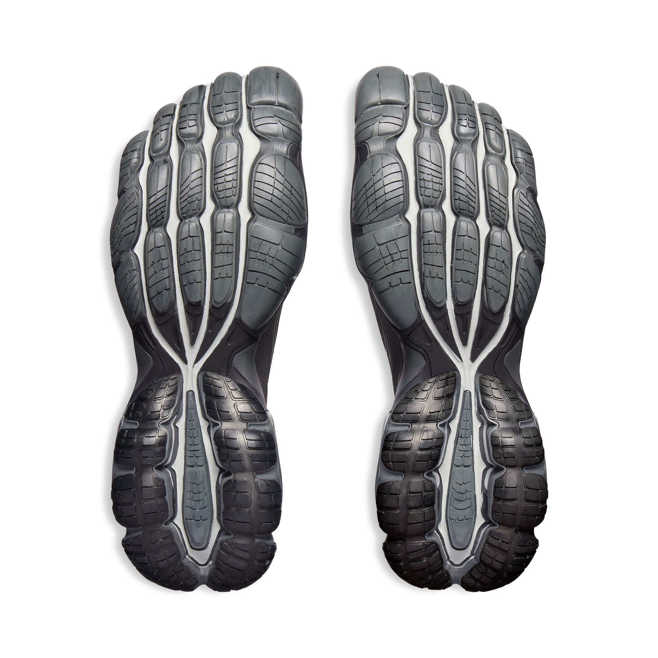 anatomic runner sneaker