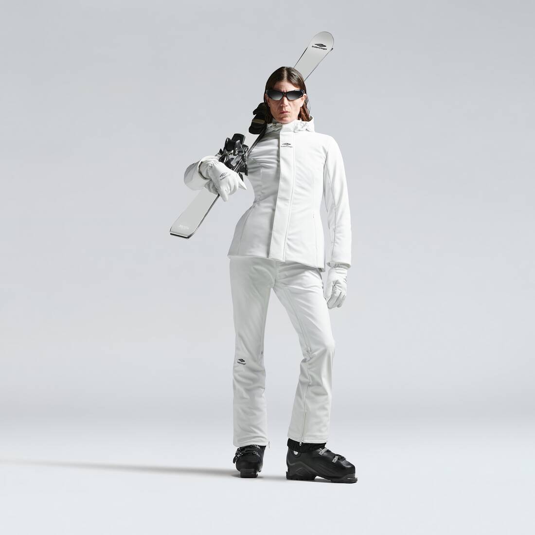 Women's Skiwear - 3b Sports Icon Ski Hourglass Parka in White