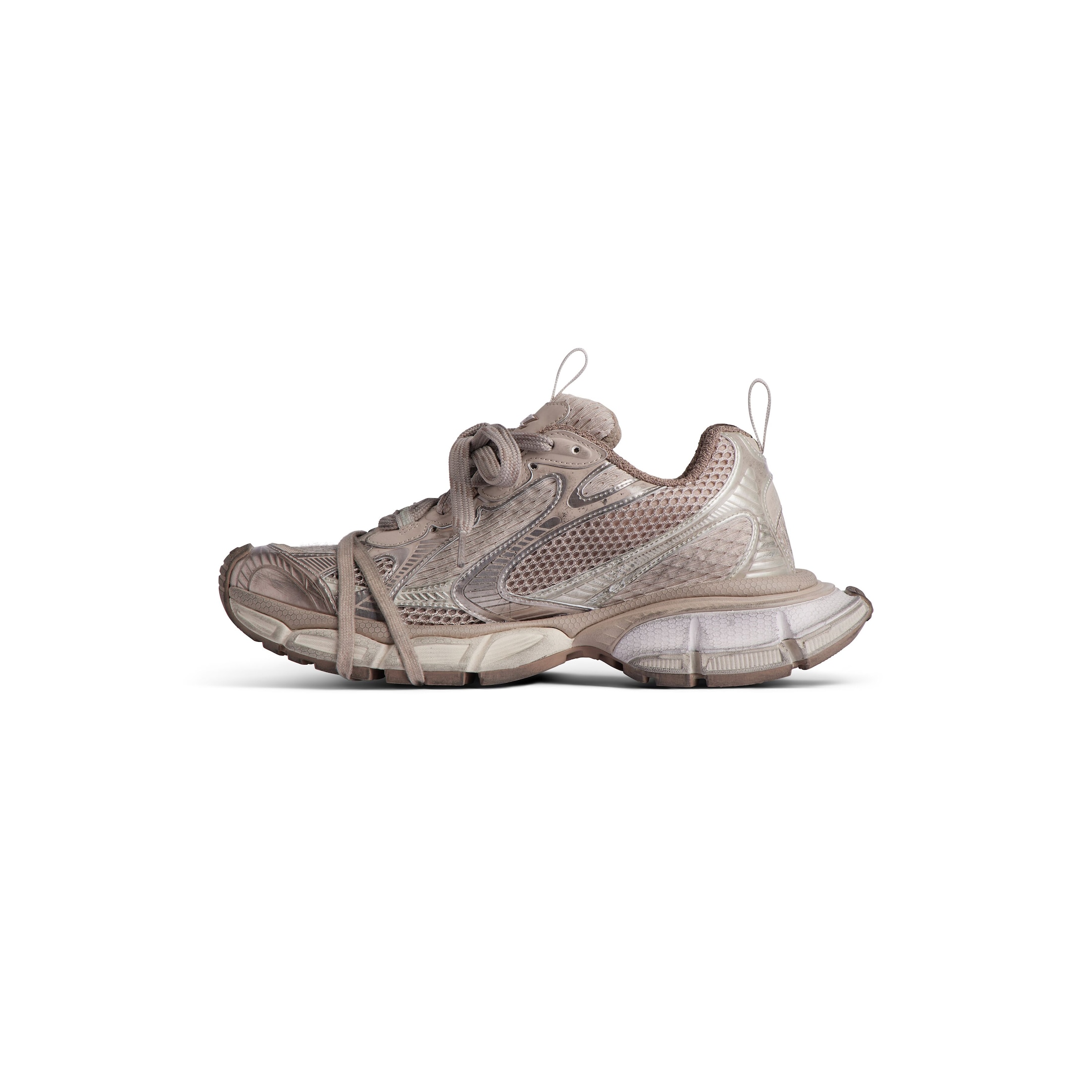 3xl sneaker