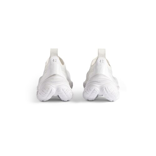 anatomic runner sneaker