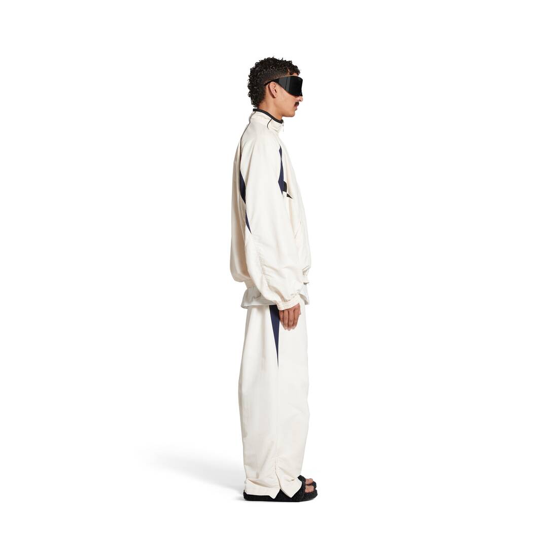 3b Sports Icon Medium Fit Tracksuit Pants in White