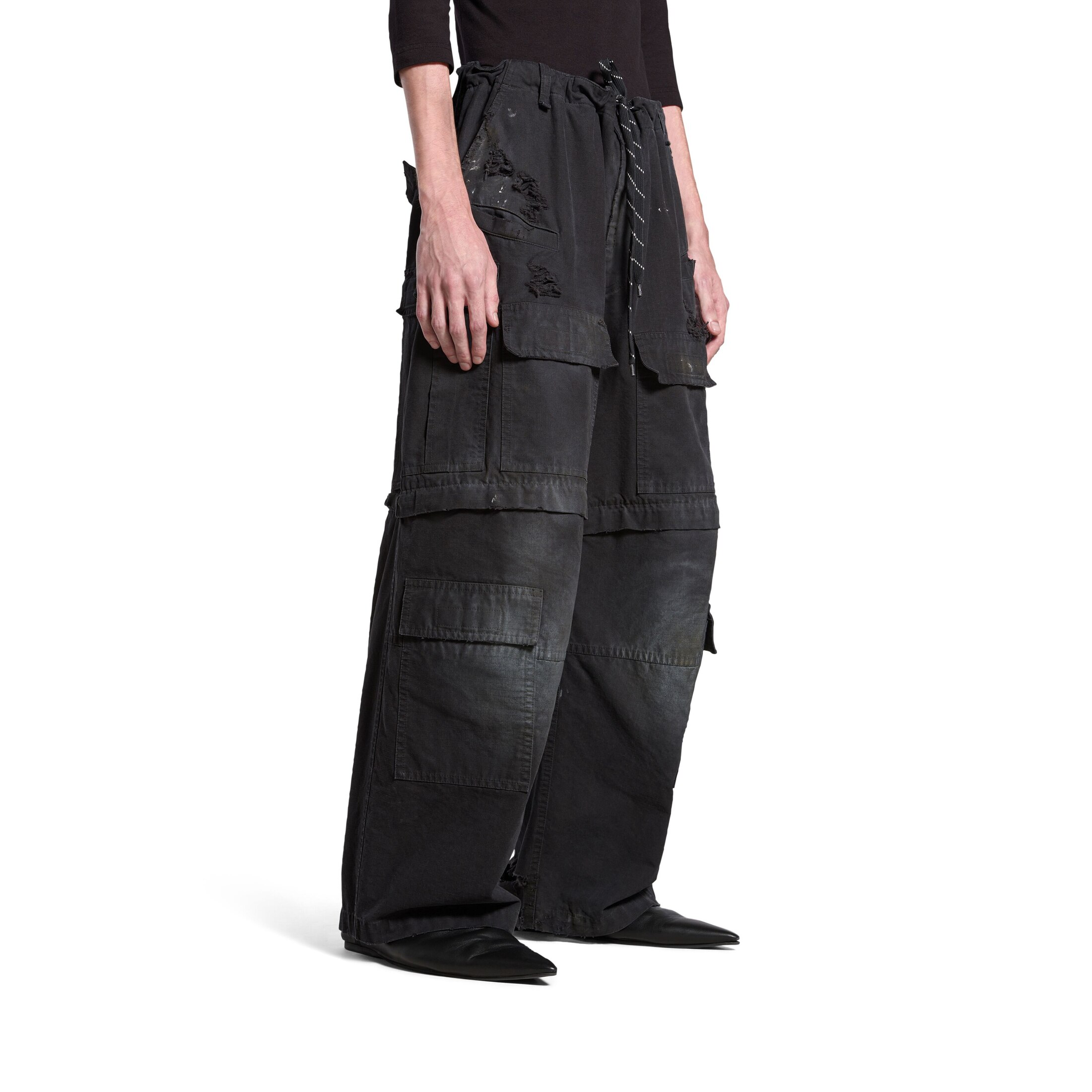 Balenciaga Large Cargo Pants in Black| Balenciaga® US