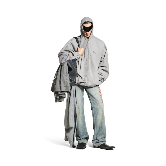 oversized zip-up hoodie