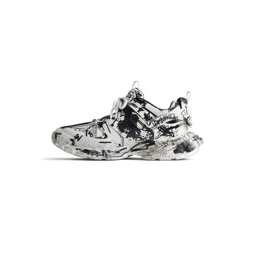 track graffiti sneaker 