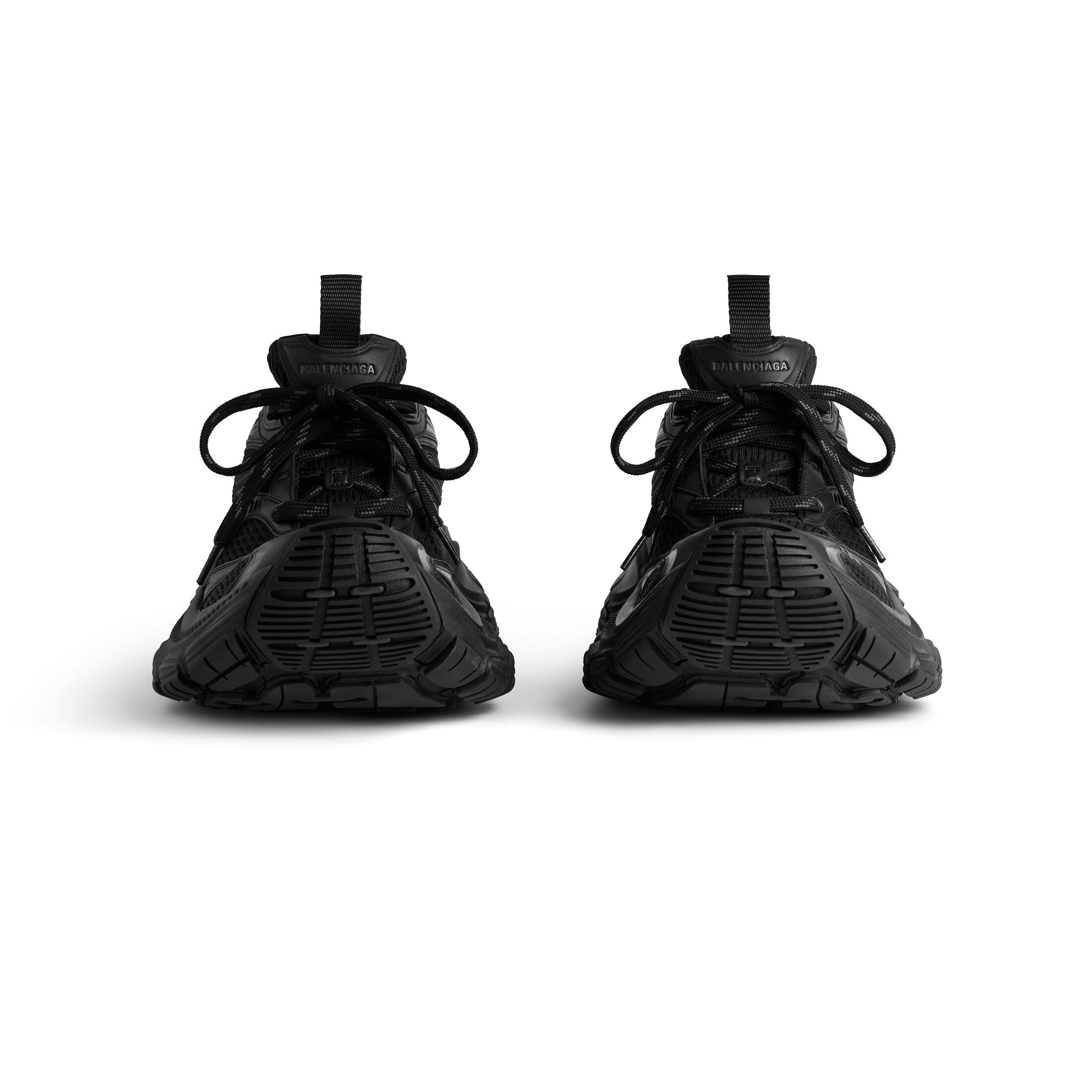 10xl sneaker