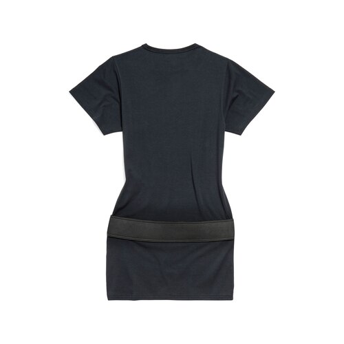 figurbetontes t-shirt-kleid