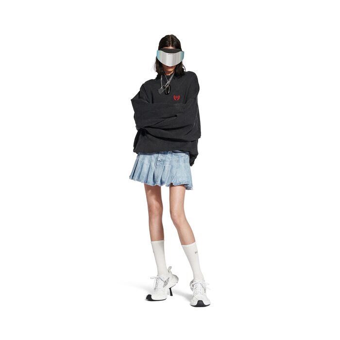 pleated mini skirt