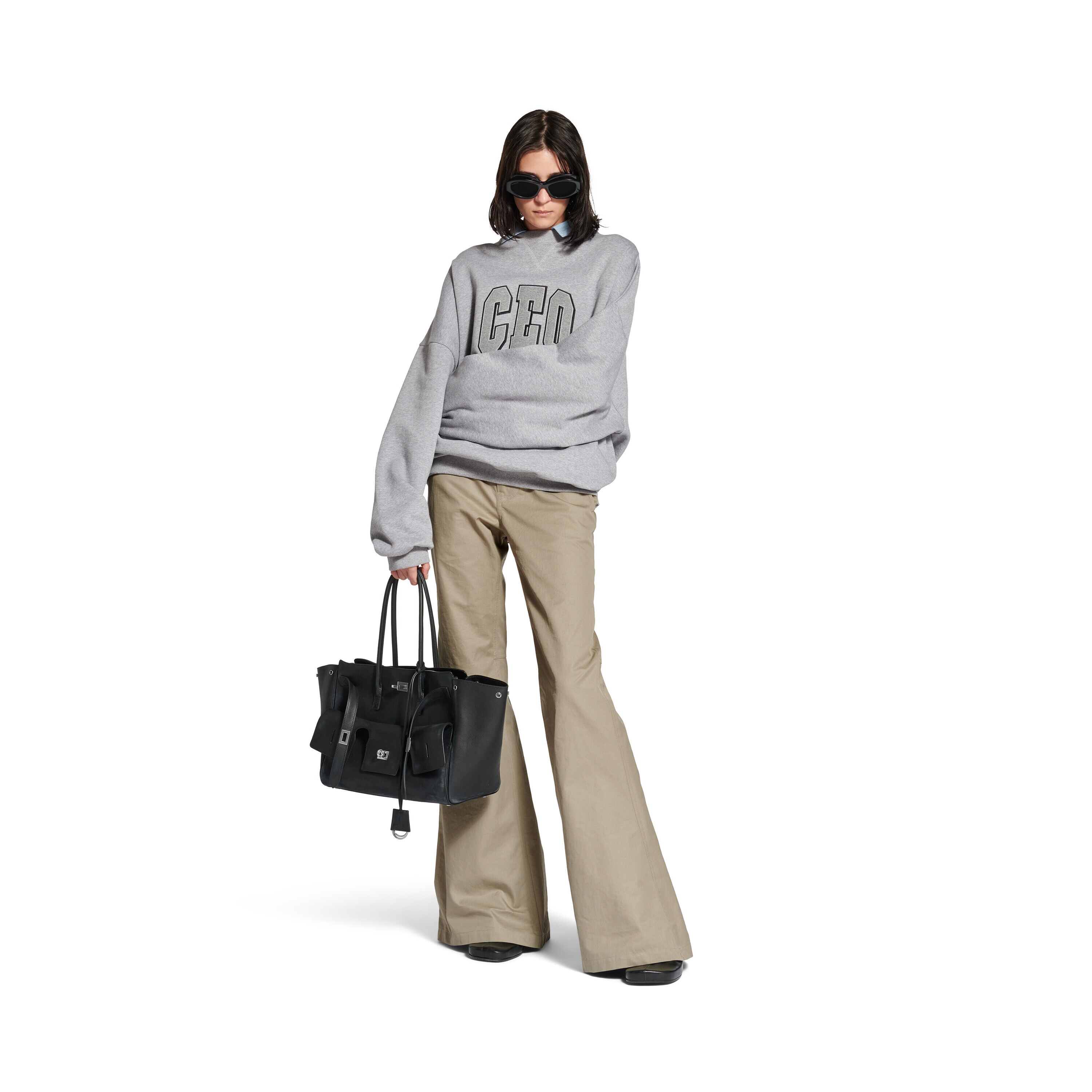 VIPSALE【BALENCIAGA】フレアパンツ ミリタリーベージュ ホワイト の ウィメンズ フレアパンツ スニーカー | Balenciaga JP