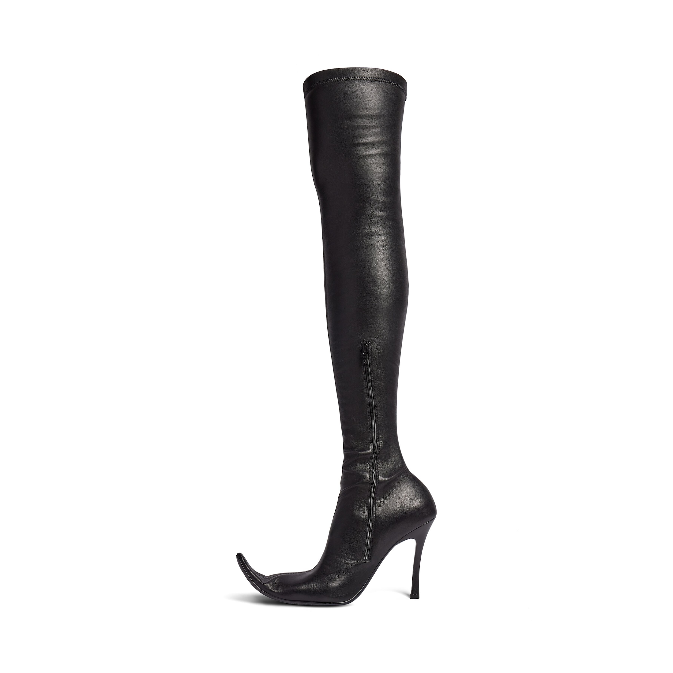poulaine boot