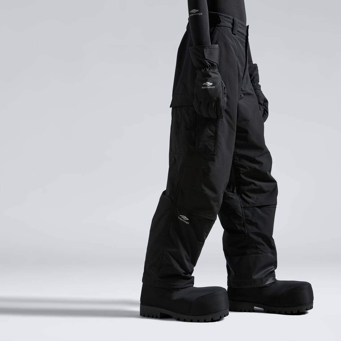 Skiwear - 3b Sports Icon Ski Leggings in Black