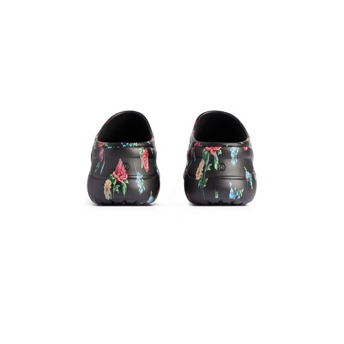 pool crocs™ slide sandal 